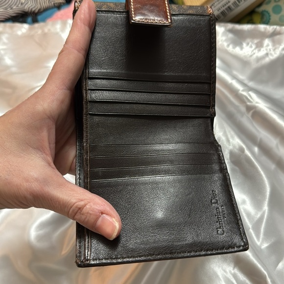 Dior Chic Heart Charm Wallet - Picture 4 of 6